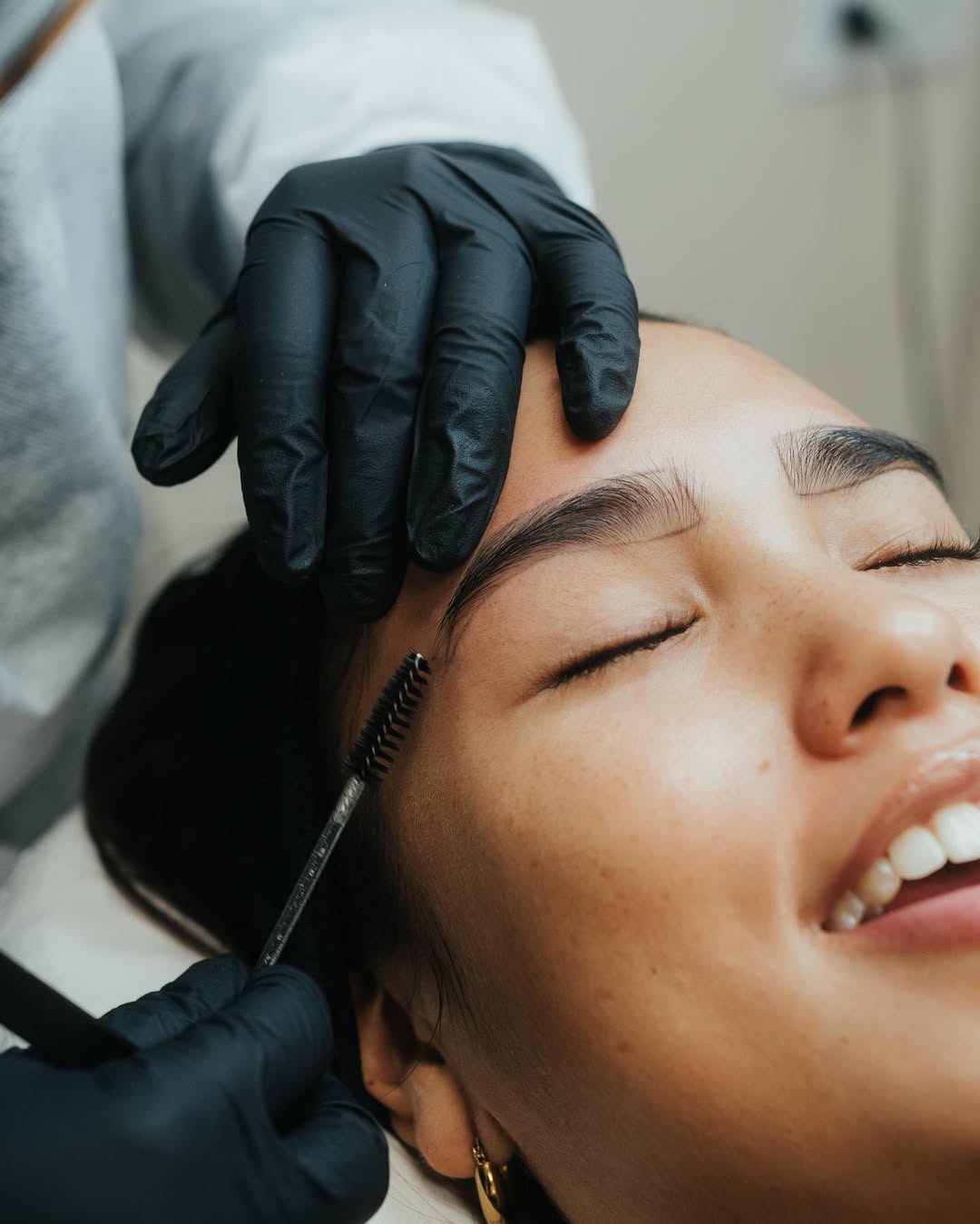 Armonización de cejas